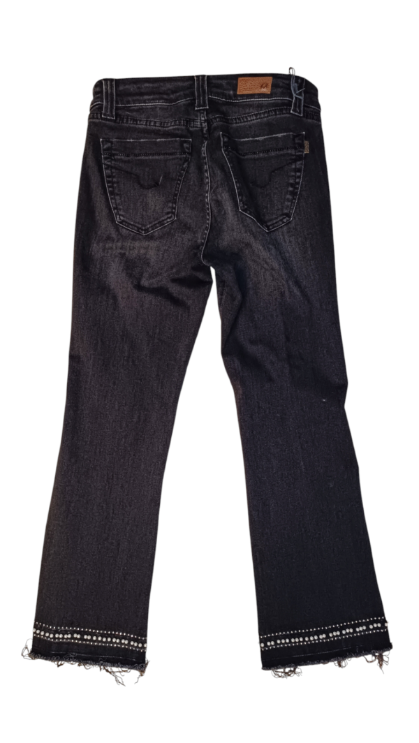 Pantalón vaquero cropped perlas - Imagen 4