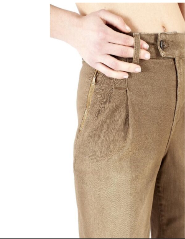 Pantalón Vaquero con pinzas. - Imagen 2